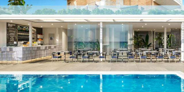 PISCINA-BELLEVUE-TERRAZZA-DESK.JPG