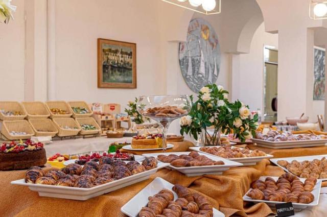 BREAKFAST_FOTO 1.JPG