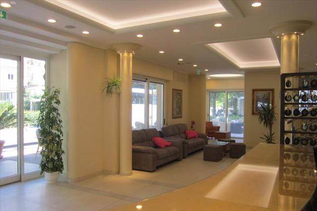 HALL (5).JPG