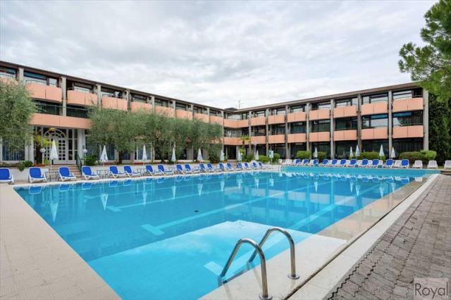 PALME-ROYAL-SUITE-GARDA-15.JPG
