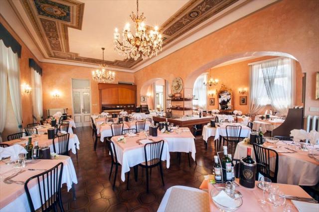 97_13_RISTORANTE.JPG