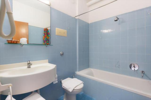 1007_8_BAGNO.JPG