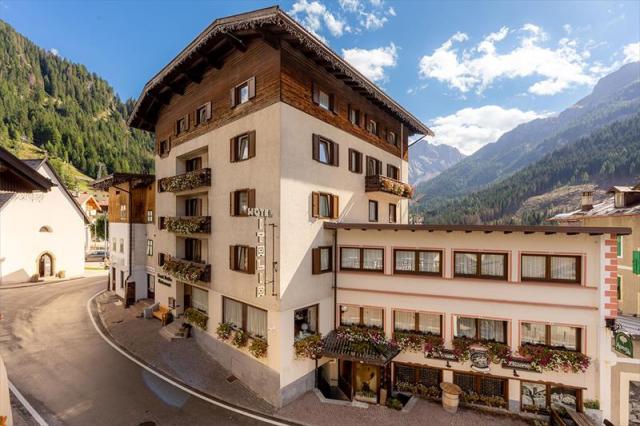 HOTEL ITALIA_CANAZEI.JPG