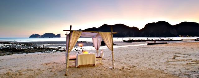 Kombinace - Phi Phi Bay View Resort ***, Phi Phi - pláž Laem Hi