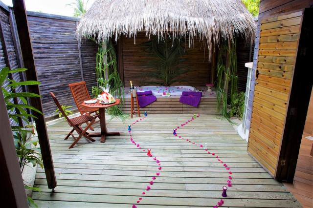 Kuredu Island Resort , Maledivy-Lhaviyani atol