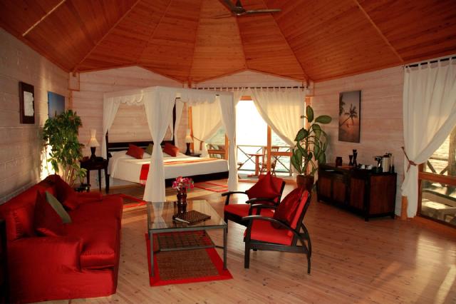 Kuredu Island Resort , Maledivy-Lhaviyani atol