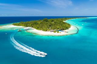 Kuramathi Island Resort