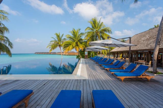 Vilamendhoo Island Resort, jižní Ari atol