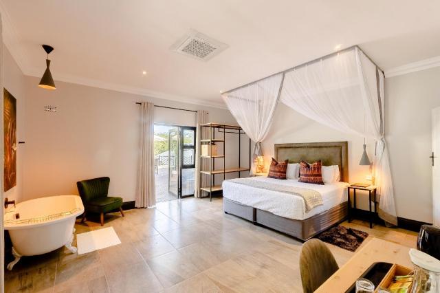 Nkosi Guest Lodge , Victoria Falls
