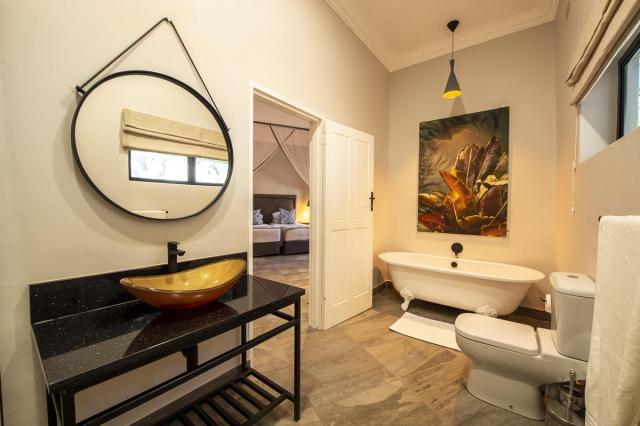 Nkosi Guest Lodge , Victoria Falls