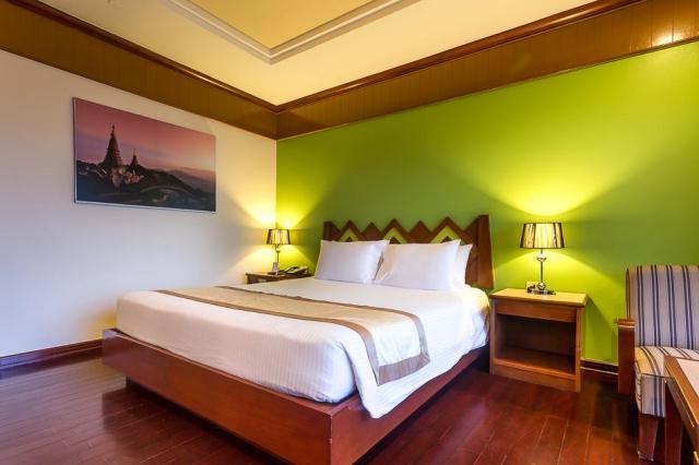 Kombinace - Garden Sea View Resort ****, Pattaya - pláž Wong Pr
