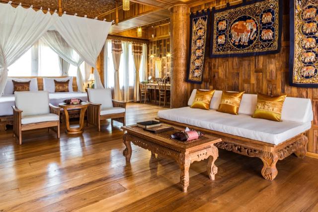 Kombinace - Santhiya Puket Natai Resort & SPA ***** - pláž Nata