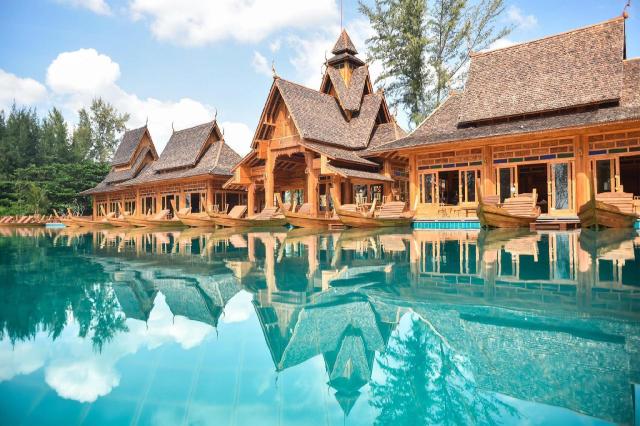 Kombinace - Santhiya Puket Natai Resort & SPA ***** - pláž Nata