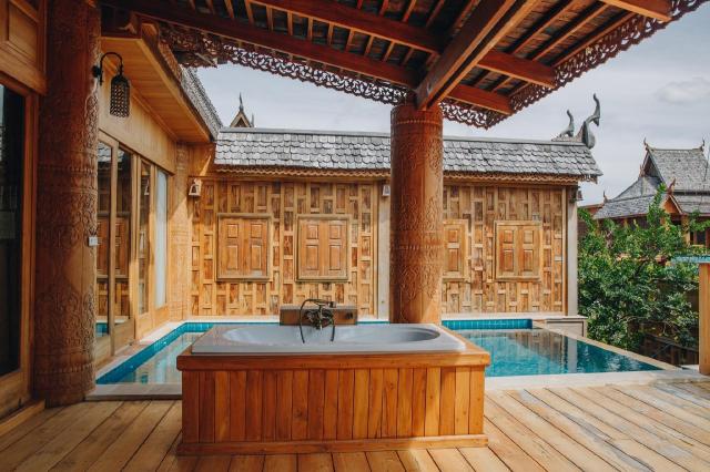 Kombinace - Santhiya Puket Natai Resort & SPA ***** - pláž Nata