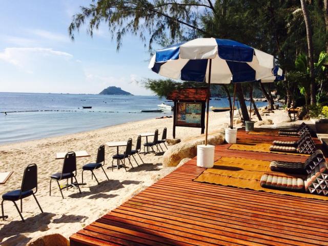 Kombinace - Koh Tao Montra ***, Ko Tao - pláž Mae Haad, Bangkok