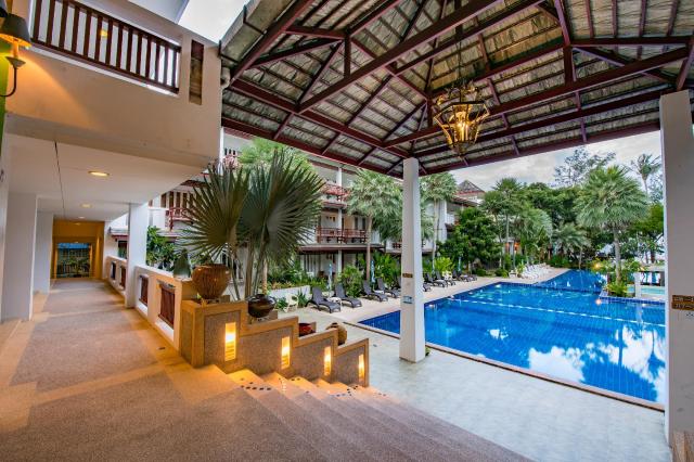 Kombinace - Koh Tao Montra ***, Ko Tao - pláž Mae Haad, Bangkok