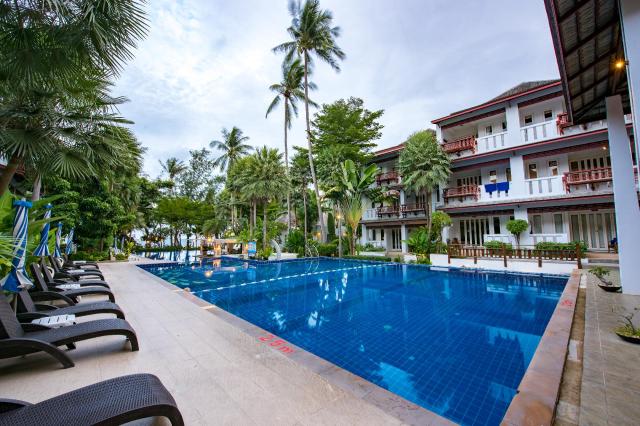 Kombinace - Koh Tao Montra ***, Ko Tao - pláž Mae Haad, Bangkok