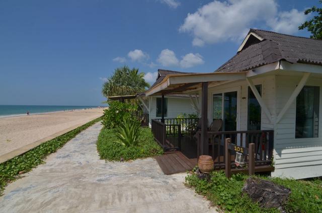 Kombinace - Nakara Long Beach Resort ***, Ko Lanta - pláž Long,