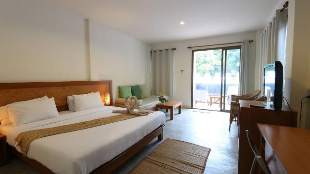 Kombinace - Samed Cabana Resort ***, Ko Samet - pláž Ao Wong Du