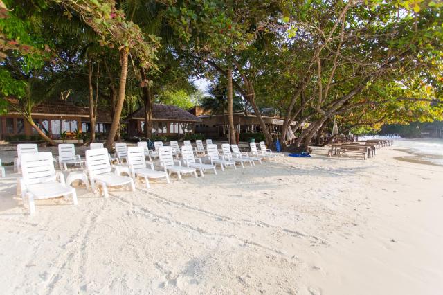 Kombinace - Samed Cabana Resort ***, Ko Samet - pláž Ao Wong Du