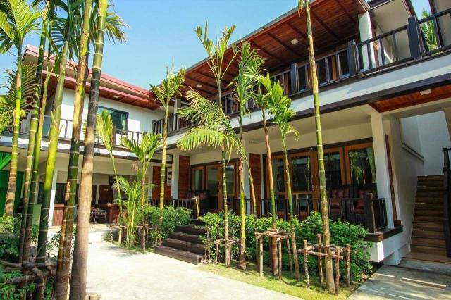 Kombinace - Cabana Lipe Beach Resort ***, Ko Lipe - pláž Sunris