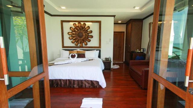 Kombinace - Cabana Lipe Beach Resort ***, Ko Lipe - pláž Sunris