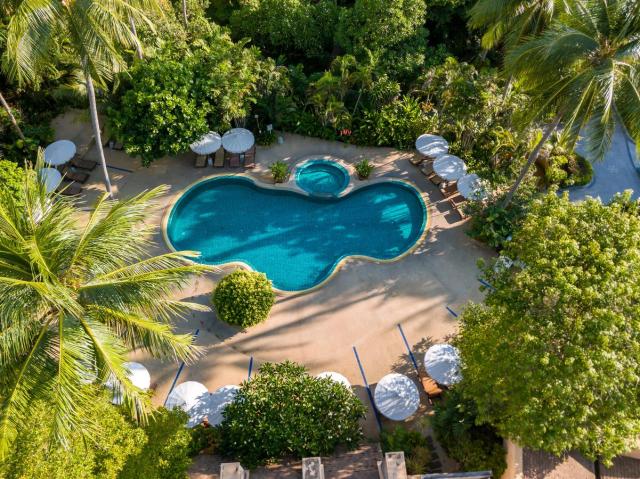 Kombinace - Fair House Beach Resort ***, Ko Samui - pláž Chawen