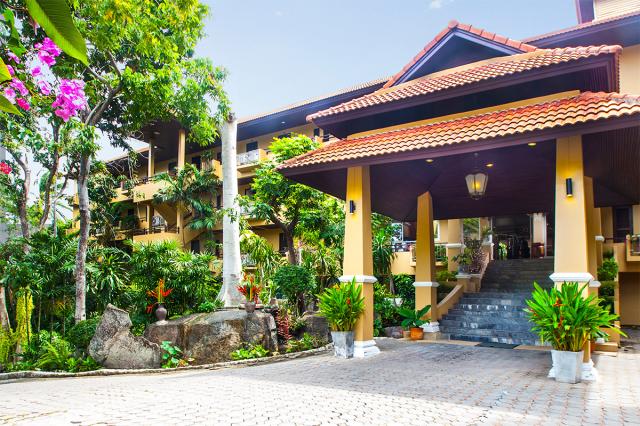Kombinace - Fair House Beach Resort ***, Ko Samui - pláž Chawen