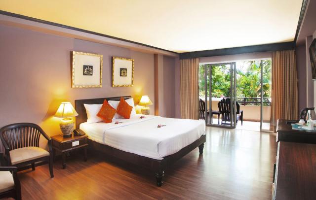 Kombinace - Fair House Beach Resort ***, Ko Samui - pláž Chawen