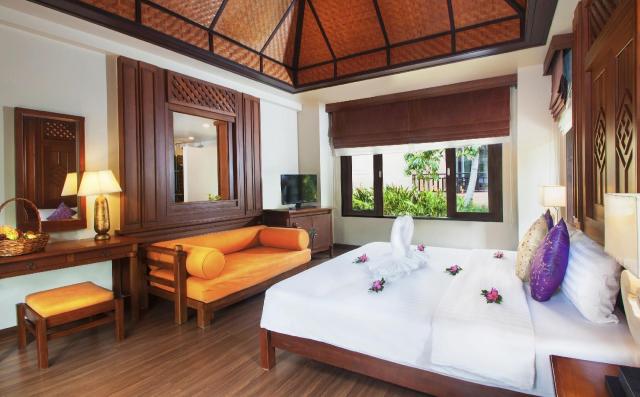 Kombinace - Fair House Beach Resort ***, Ko Samui - pláž Chawen