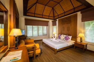 Kombinace - Fair House Beach Resort ***, Ko Samui - pláž Chaweng Noi, Bangkok Palace Hotel ***+, Bangkok