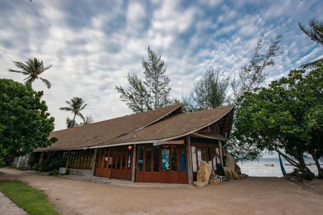 Kombinace - Koh Tao Coral Grand Resort ***, Ko Tao - pláž Saire