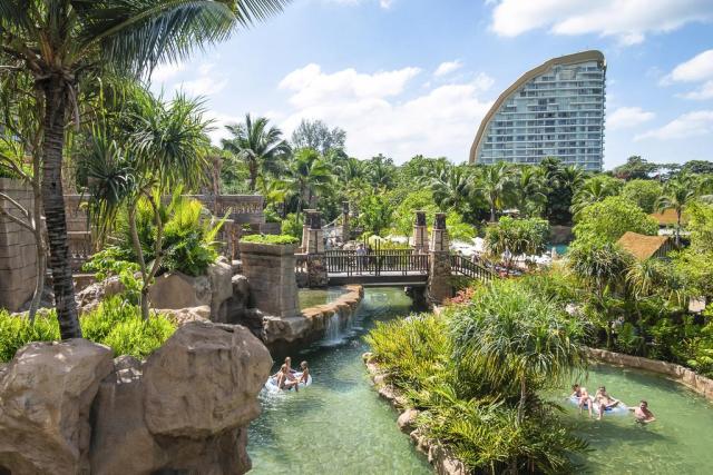 Kombinace - Centara Grand Mirage Resort *****, Pattaya, Bangkok