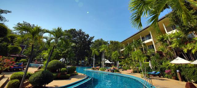 Kombinace - Green Park***, Pattaya, Bangkok Palace Hotel ***+, 