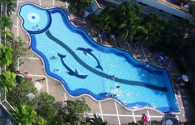 Kombinace - Royal Twins Pattaya ***, Pattaya, Bangkok Palace Ho