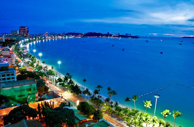 Kombinace - Royal Twins Pattaya ***, Pattaya, Bangkok Palace Ho