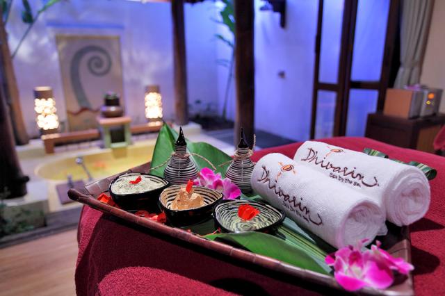 Kombinace - Le Vimarn Cottages & Spa ****, Ko Samet - pláž Ao P