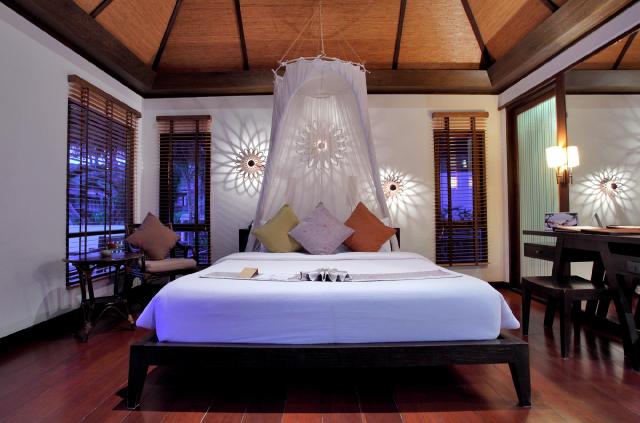 Kombinace - Le Vimarn Cottages & Spa ****, Ko Samet - pláž Ao P