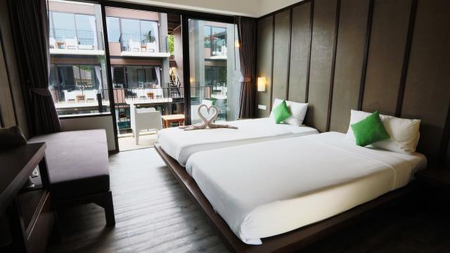 Kombinace - La Lune Beach Resort ***, Ko Samet - pláž Ao Wong D