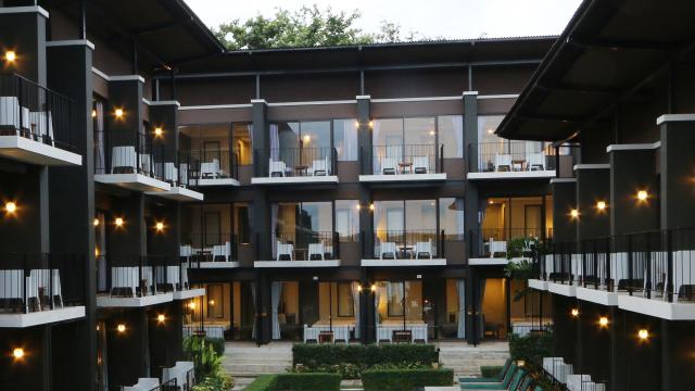 Kombinace - La Lune Beach Resort ***, Ko Samet - pláž Ao Wong D