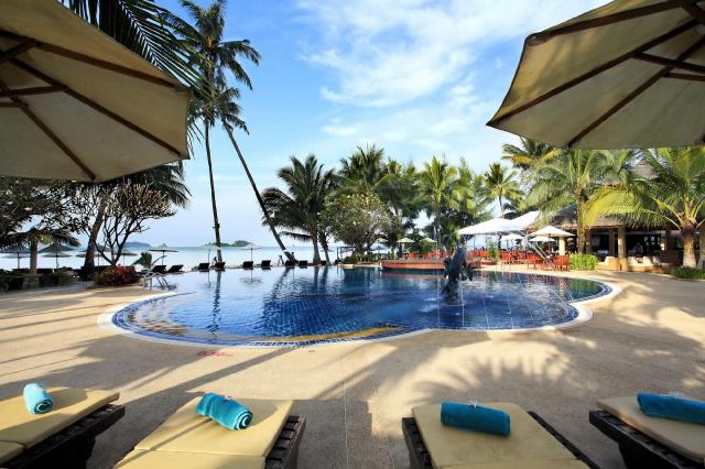 Kombinace - Centara Tropicana Resort ****, Ko Chang - pláž Klon