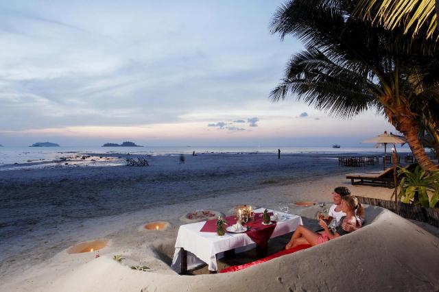 Kombinace - Centara Tropicana Resort ****, Ko Chang - pláž Klon