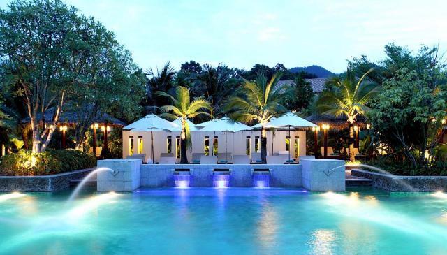 Kombinace - Centara Tropicana Resort ****, Ko Chang - pláž Klon