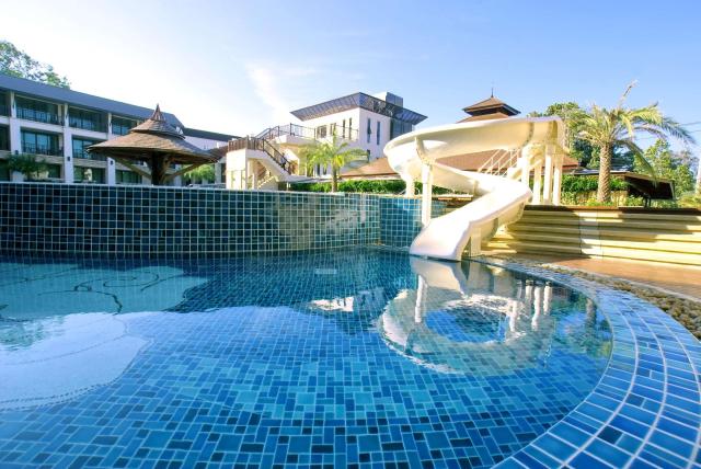 Kombinace - Kacha Resort ****, Ko Chang - pláž White Sand, Bang