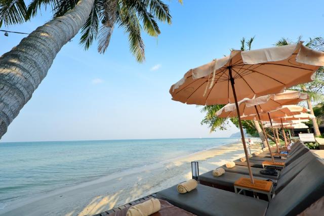 Kombinace - Kacha Resort ****, Ko Chang - pláž White Sand, Bang