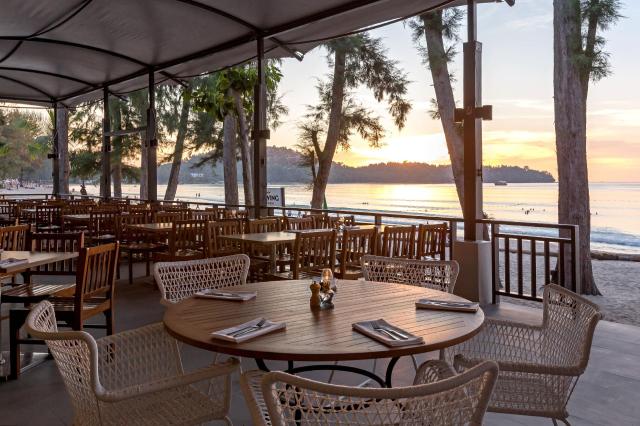 Kombinace - Sunwing Bangtao Beach ****, Phuket, Bangkok Palace 