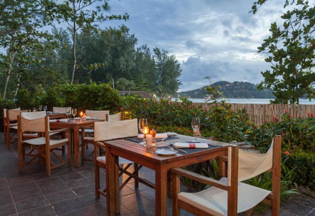 Kombinace - Sunwing Bangtao Beach ****, Phuket, Bangkok Palace 