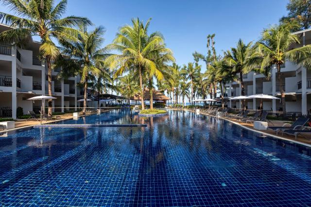 Kombinace - Sunwing Bangtao Beach ****, Phuket, Bangkok Palace 