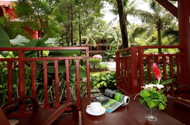 Kombinace - Kata Palm Resort & Spa ****, Phuket - pláž Kata, Ba