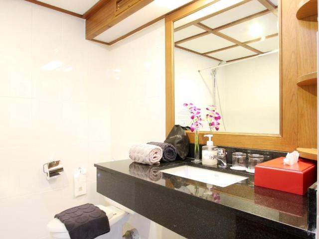 Kombinace - Kamala Beach Sunprime Resort ****, Phuket - pláž Ka